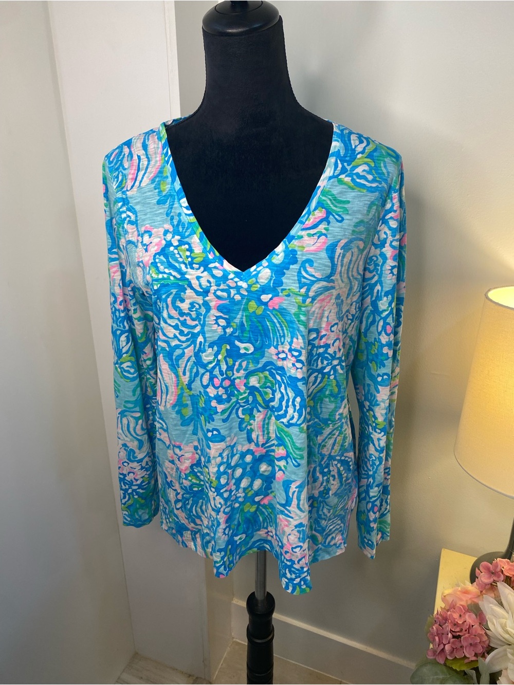 Lilly Pulitzer Blue Floral V-Neck Long Sleeve Top